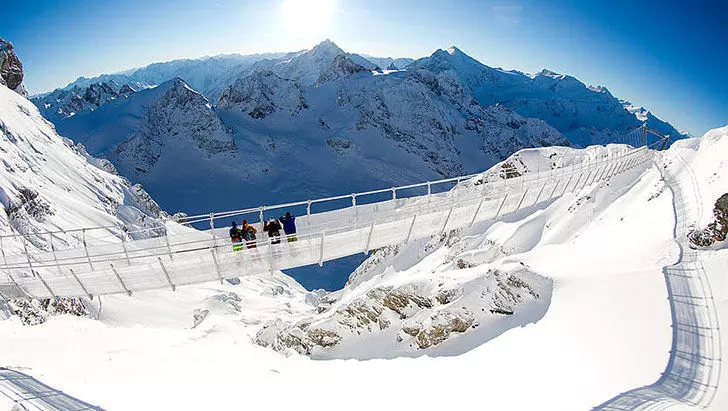cross-if-you-dare-15-of-the-scariest-bridges-in-the-world_2
