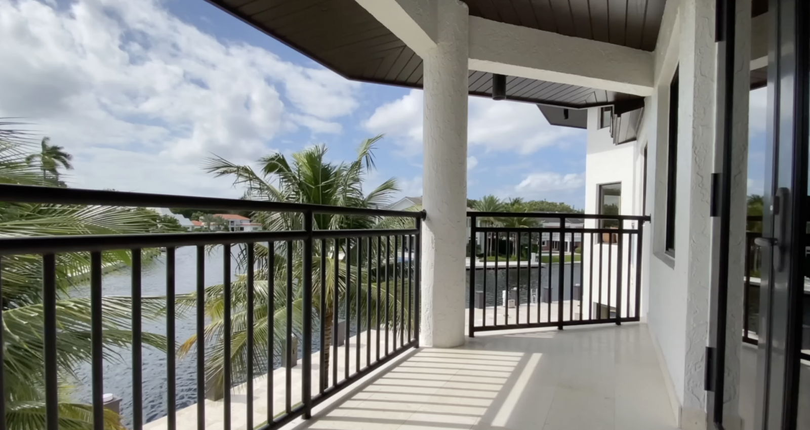 inside-messi-s-florida-estate-10-8m-10-000-sq-ft-luxury-home-tour-10