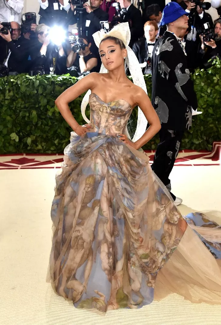 20 Most Unforgettable Met Gala Dresses Ever_14