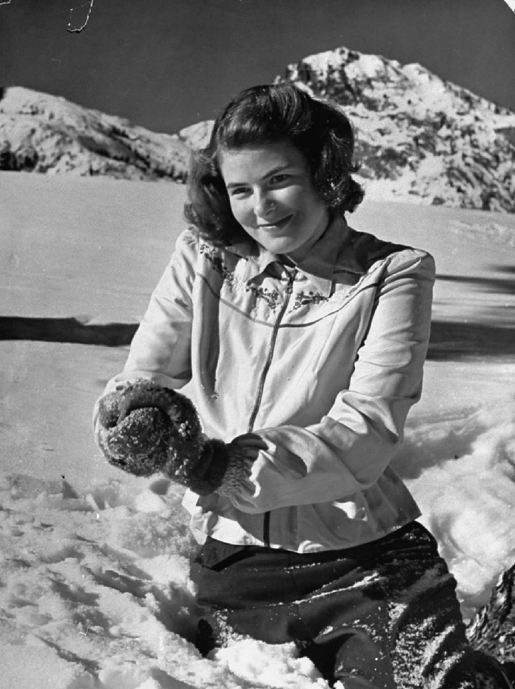 20 Old Hollywood Stars Really Knew How To Vacation_8