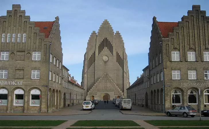 8-must-see-churches-all-over-the-world_3