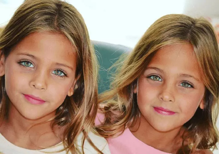 a-couple-gave-birth-to-beautiful-twins-see-what-they-are-up-to-now_15