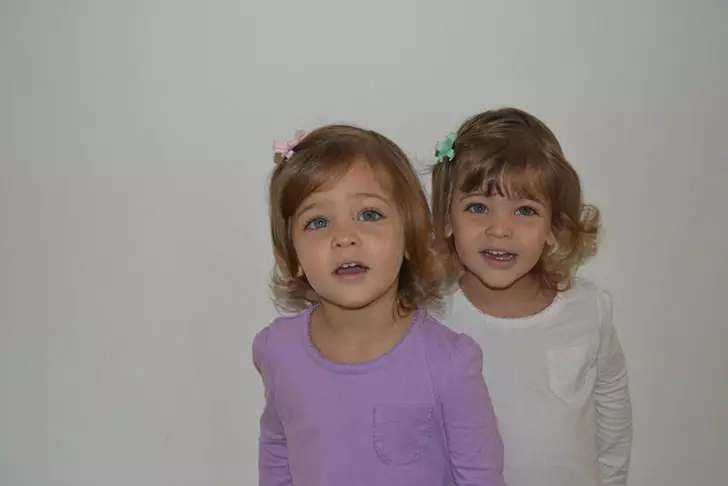 a-couple-gave-birth-to-beautiful-twins-see-what-they-are-up-to-now_4