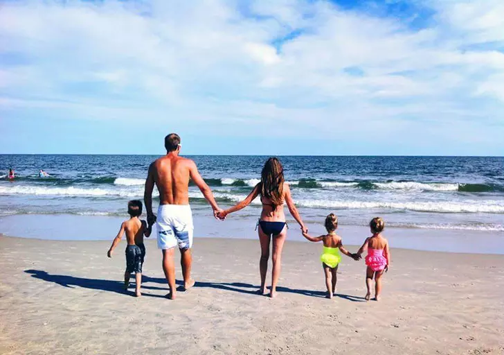 a-couple-gave-birth-to-beautiful-twins-see-what-they-are-up-to-now_6