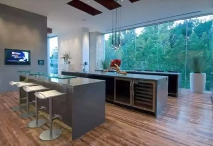 Peek Inside Bill And Melinda Gates' $127M Mansion Xanadu 2.0_13