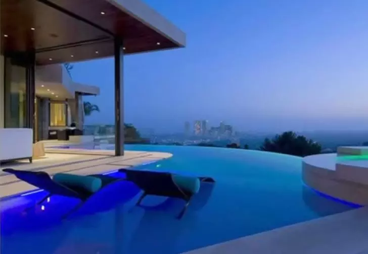Peek Inside Bill And Melinda Gates' $127M Mansion Xanadu 2.0_14