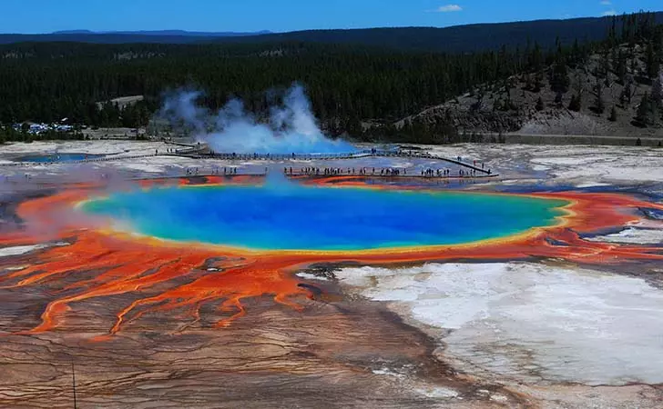 top-8-colorful-scenes-worth-traveling-for-in-the-world_7